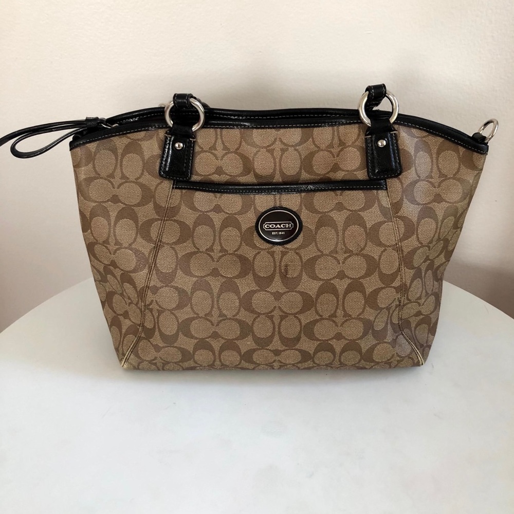 Coach Signature handbag